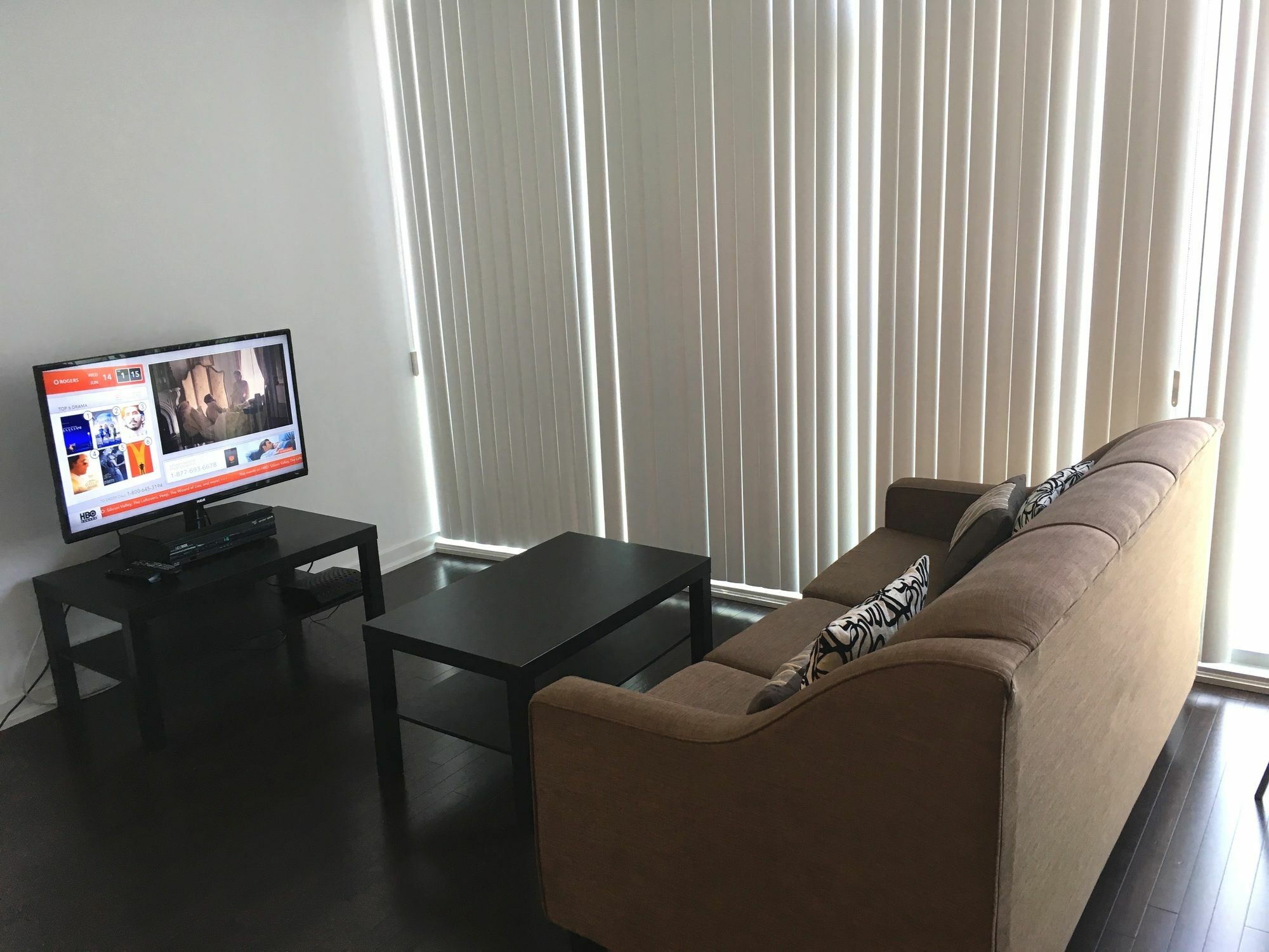 Trinity Suites - Condo On York Street Toronto Dış mekan fotoğraf